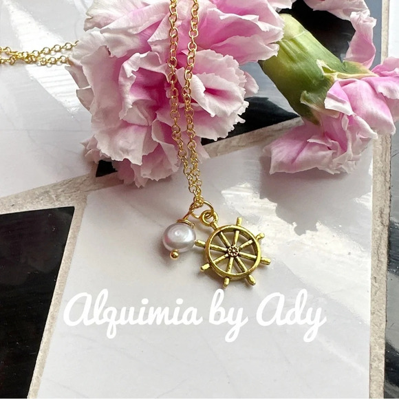 Freshwater pearl Vermeil gold 925 stamped ship rudder charm dainty necklace - Picture 1 of 7